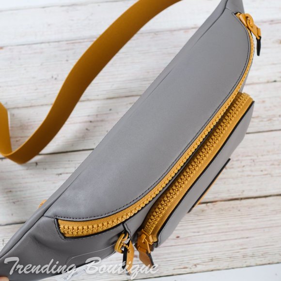 NWT Coach Smooth Leather Track Belt Bag Fanny Pack in Heather Grey Flax - Picture 8 of 10
